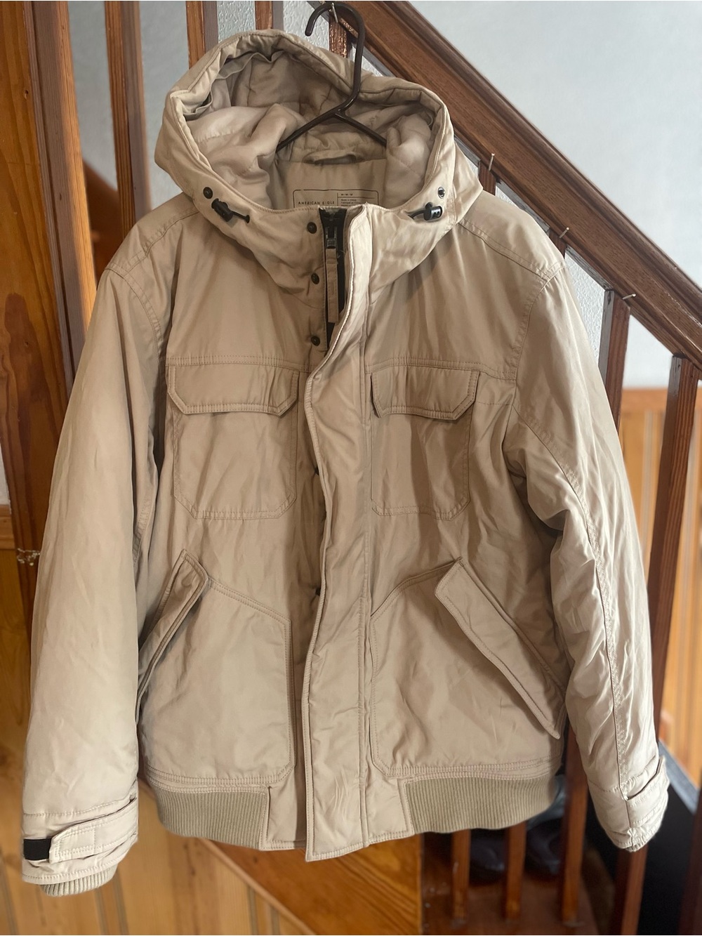 American Eagle Hooded Winter Coat, Size Men’s M, casual performance outerwear